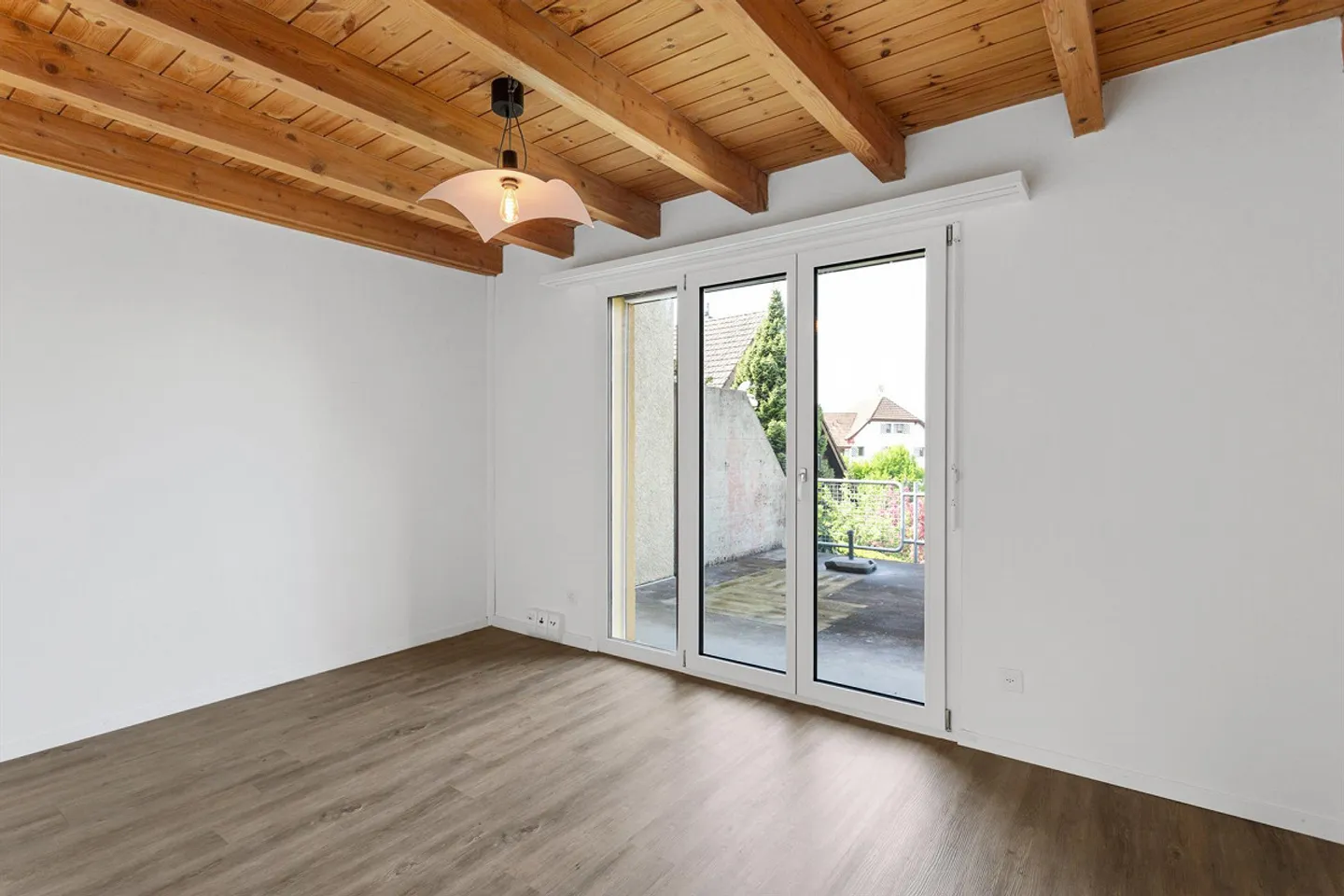 Semi-detached house with potential from December 1, 2025 on Ulrich - Photo 16 of 27