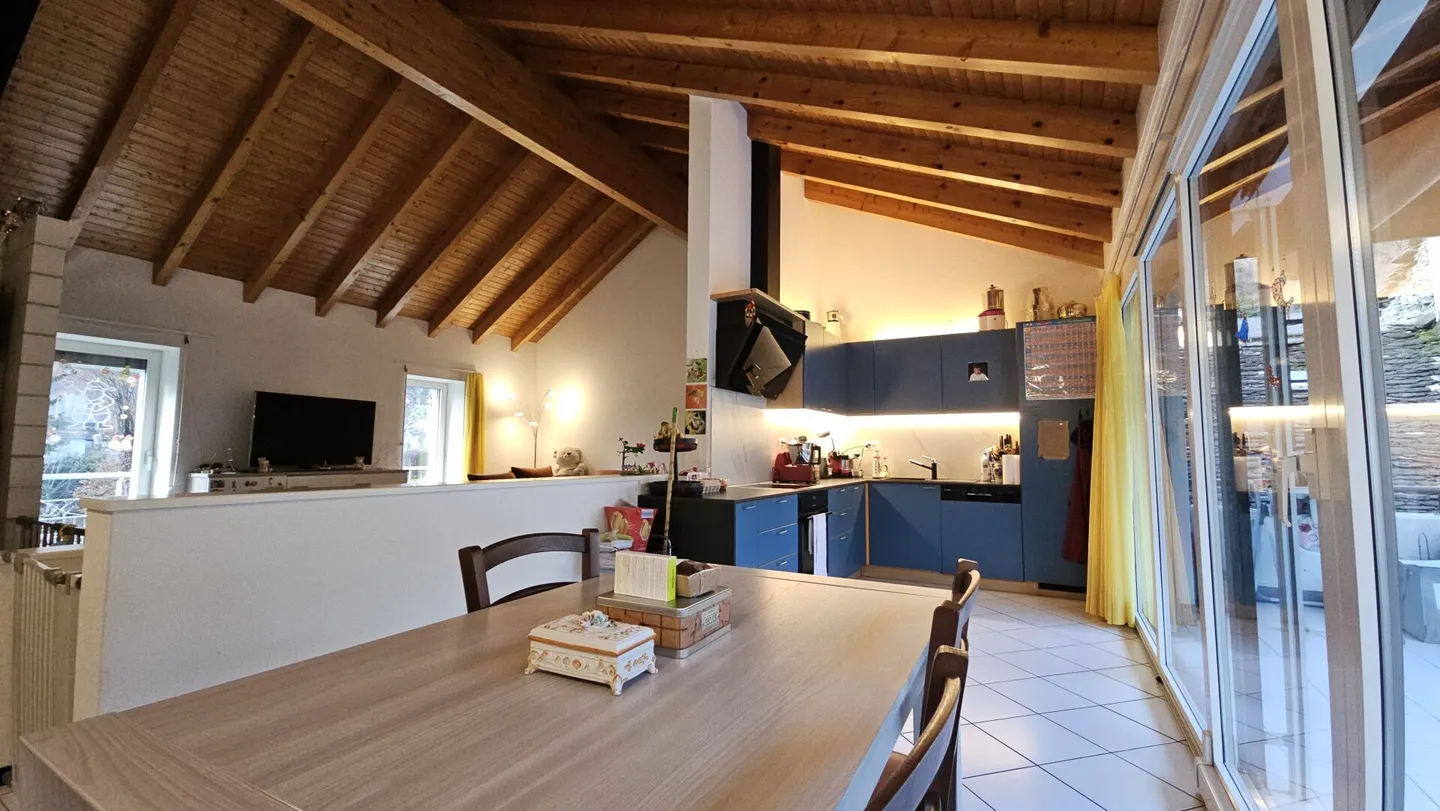 SINGLE-FAMILY HOUSE WITH 2.5 ROOMS FOR RENT - Photo 6 of 14