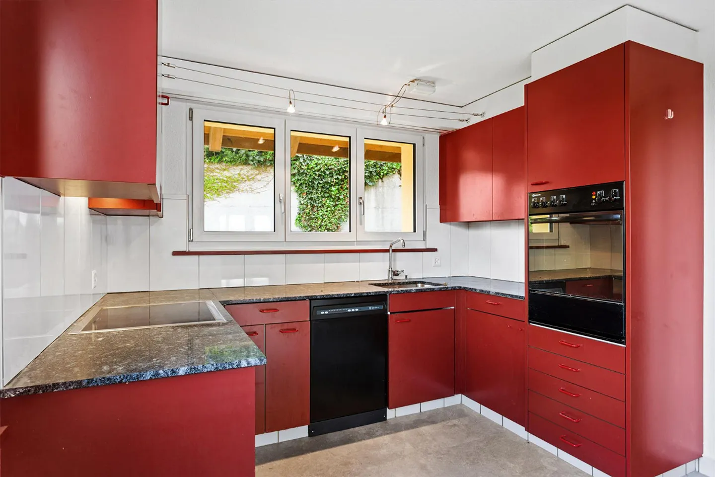 Semi-detached house with potential from December 1, 2025 on Ulrich - Photo 22 of 27