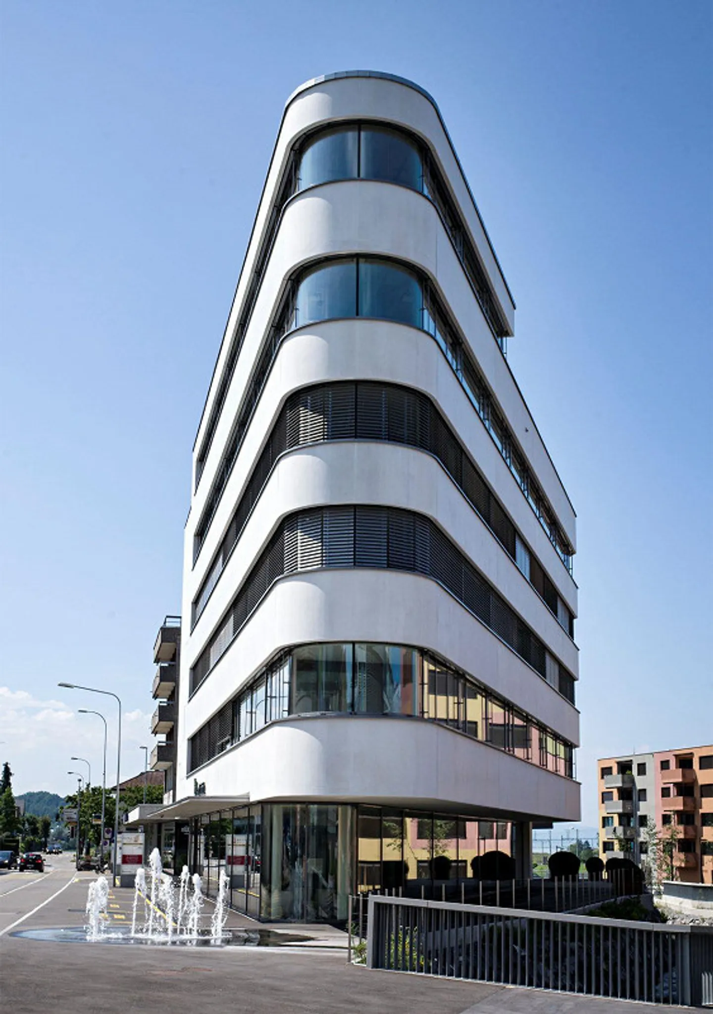 La tua attività in una posizione di prima classe - visibilità garantita! - Foto 2 di 15