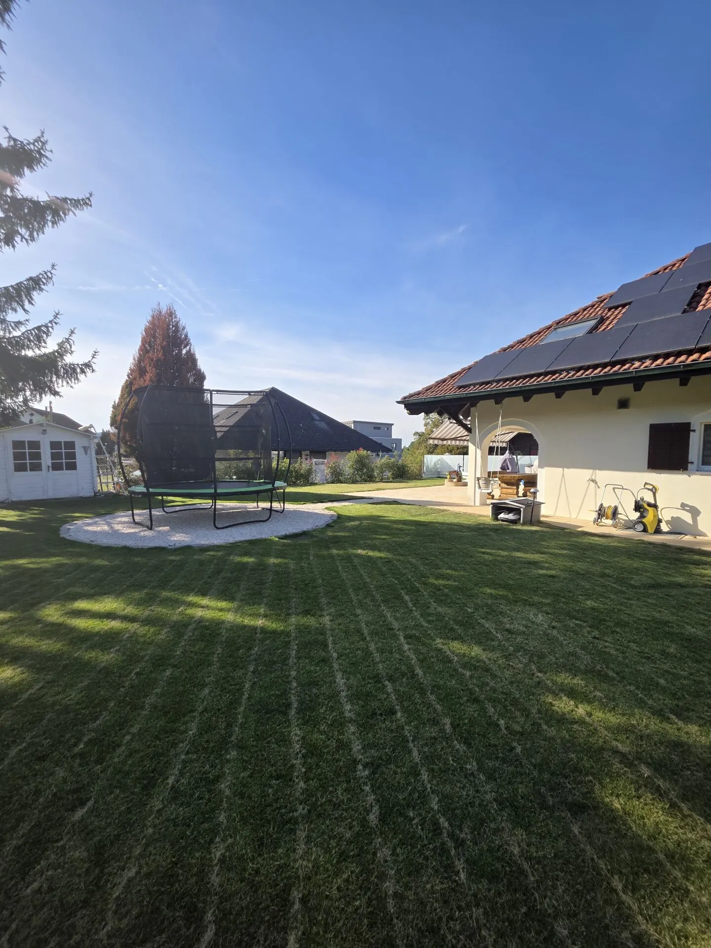 Magnifique maison individuelle de 8,5 pièces sur une route privée avec un grand jardin - Photo 19 sur 30