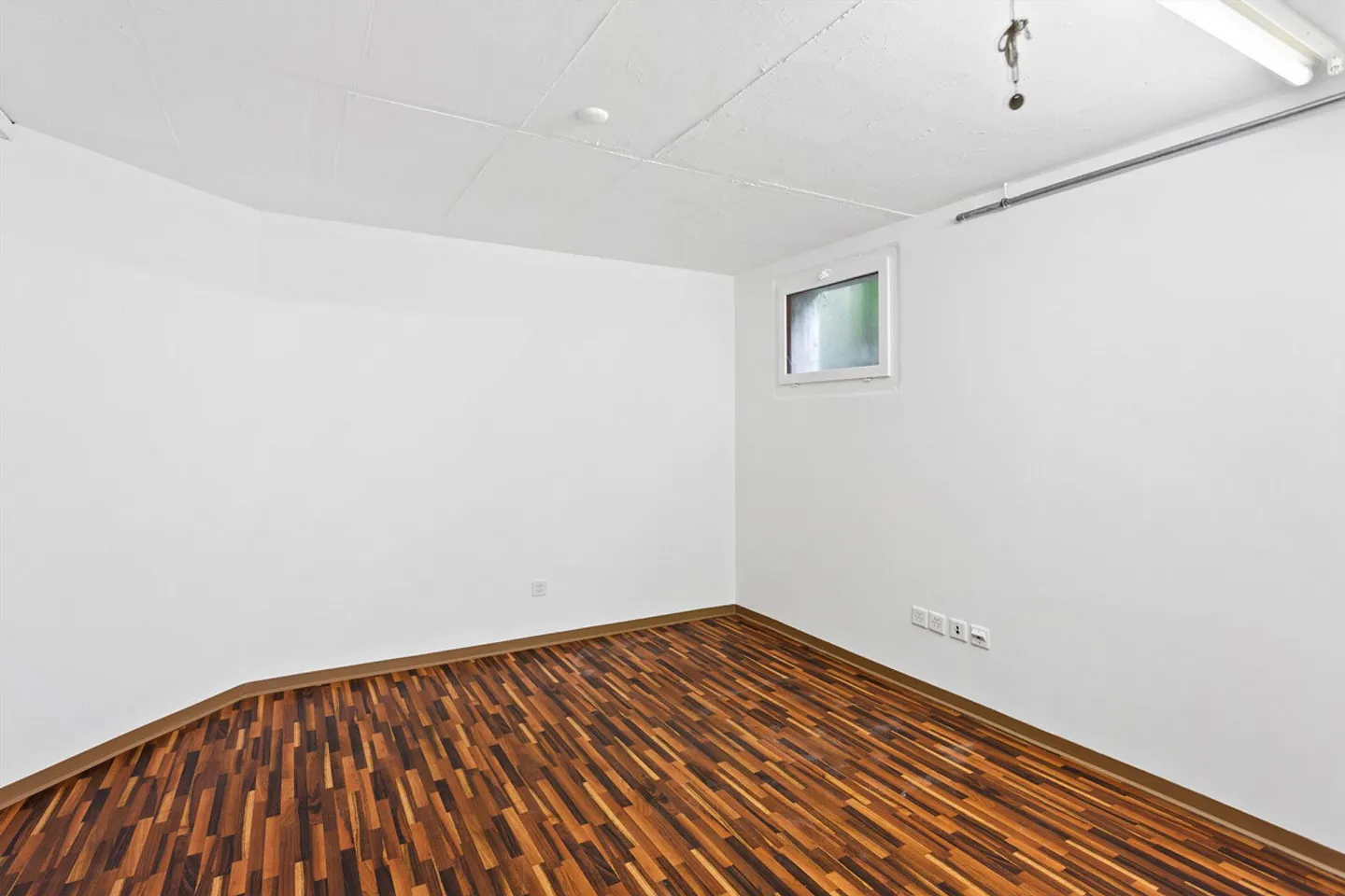 Semi-detached house with potential from December 1, 2025 on Ulrich - Photo 27 of 27