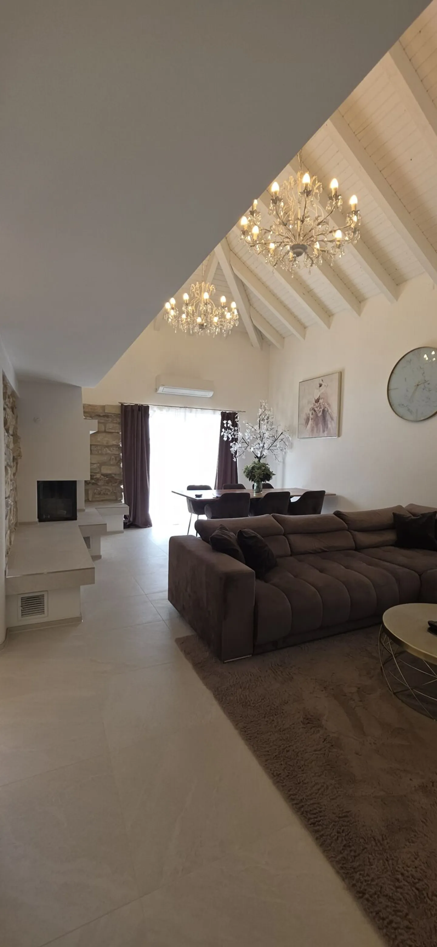 Magnifique maison individuelle de 8,5 pièces sur une route privée avec un grand jardin - Photo 10 sur 30