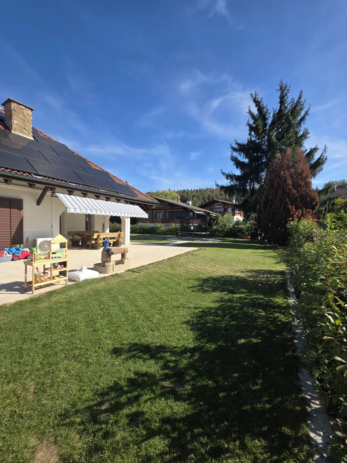Magnifique maison individuelle de 8,5 pièces sur une route privée avec un grand jardin - Photo 16 sur 30