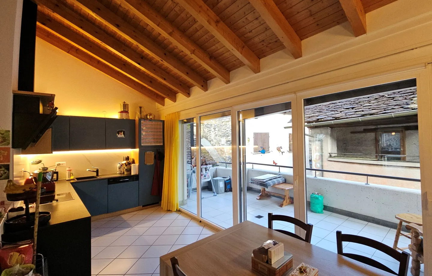 SINGLE-FAMILY HOUSE WITH 2.5 ROOMS FOR RENT - Photo 7 of 14