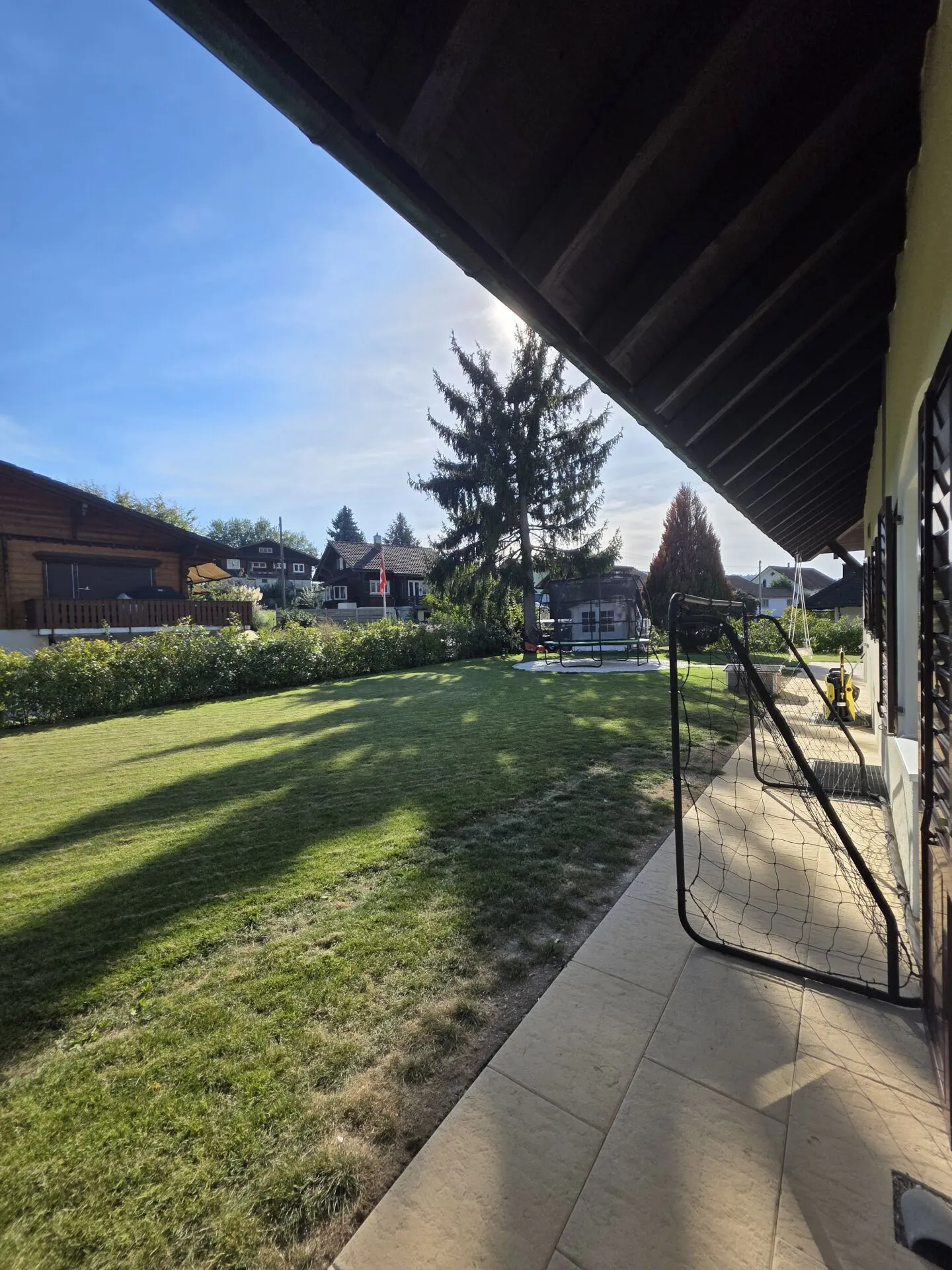 Magnifique maison individuelle de 8,5 pièces sur une route privée avec un grand jardin - Photo 23 sur 30