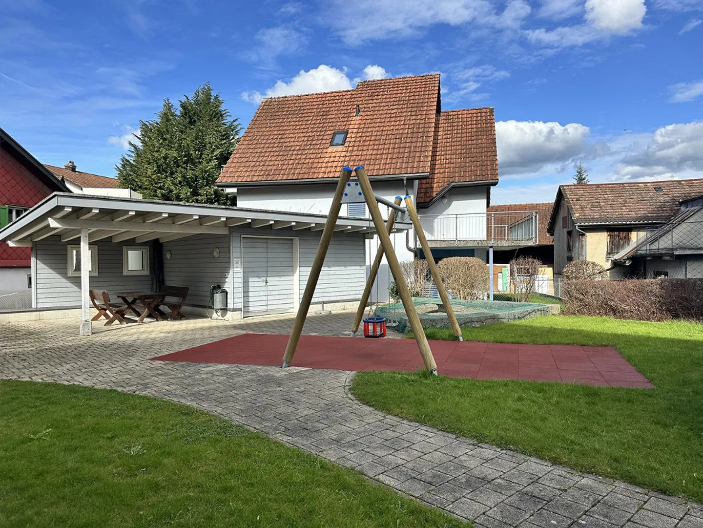 Appartement lumineux et ensoleillé de 4,5 pièces près du lac - Photo 8 sur 8