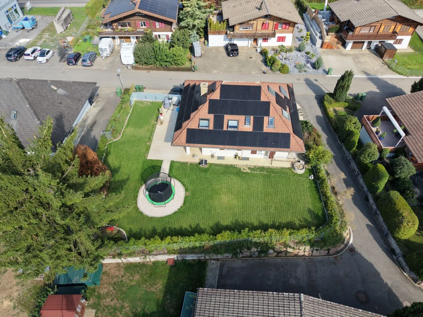 Magnifique maison individuelle de 8,5 pièces sur une route privée avec un grand jardin - Photo 27 sur 30