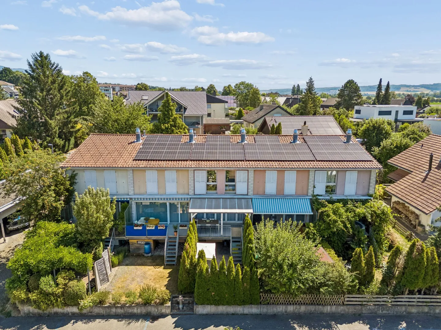 Maison de ville moderne de 4,5 pièces avec jardin et beaucoup d'intimité - Photo 2 sur 13