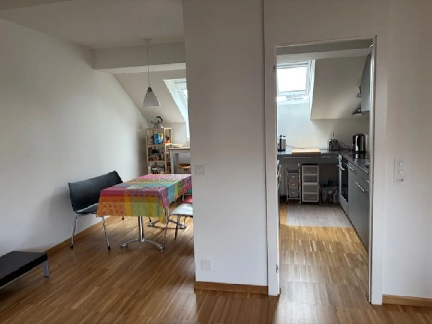 Moderne Wohnung mit Dachterrasse - Foto 4 von 10