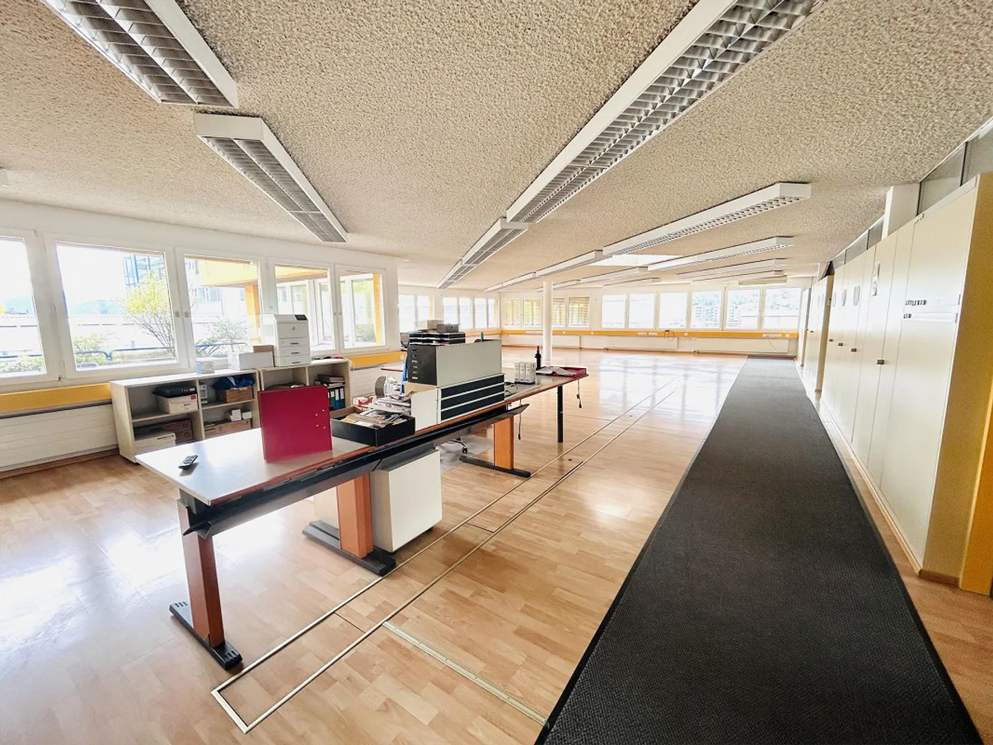 68 m² Office/Commercial Space (First Occupancy) - Photo 8 of 14