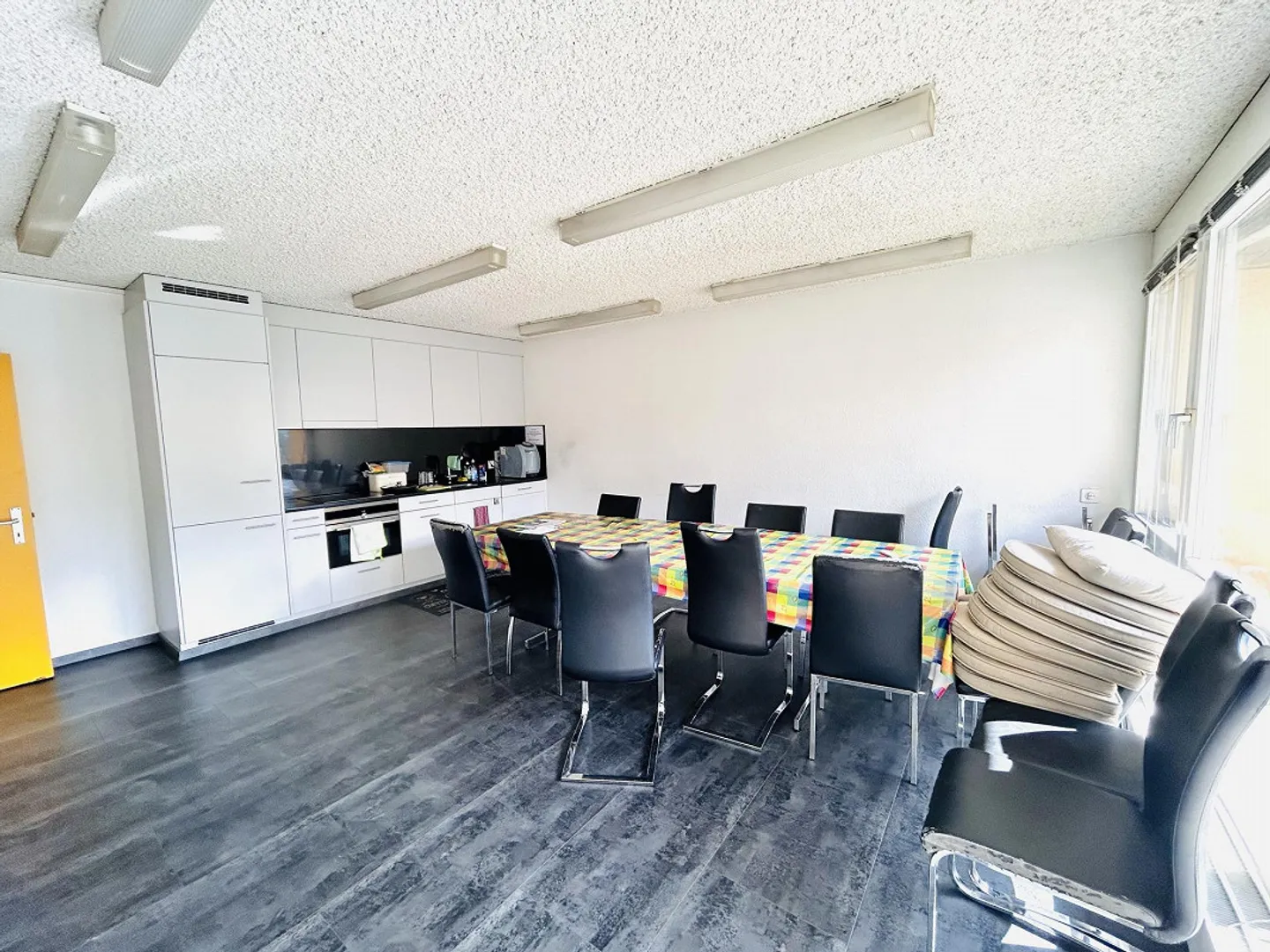 68 m² Office/Commercial Space (First Occupancy) - Photo 13 of 14