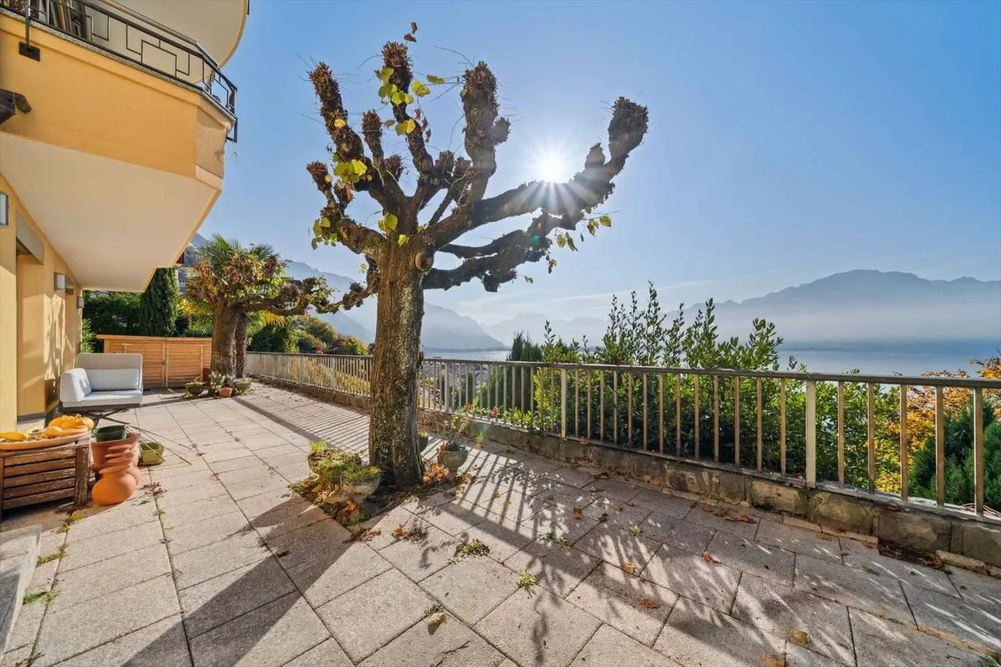 In esclusiva - Incantevole appartamento di 3,5 locali con terrazza e vista panoramica - Foto 3 di 10