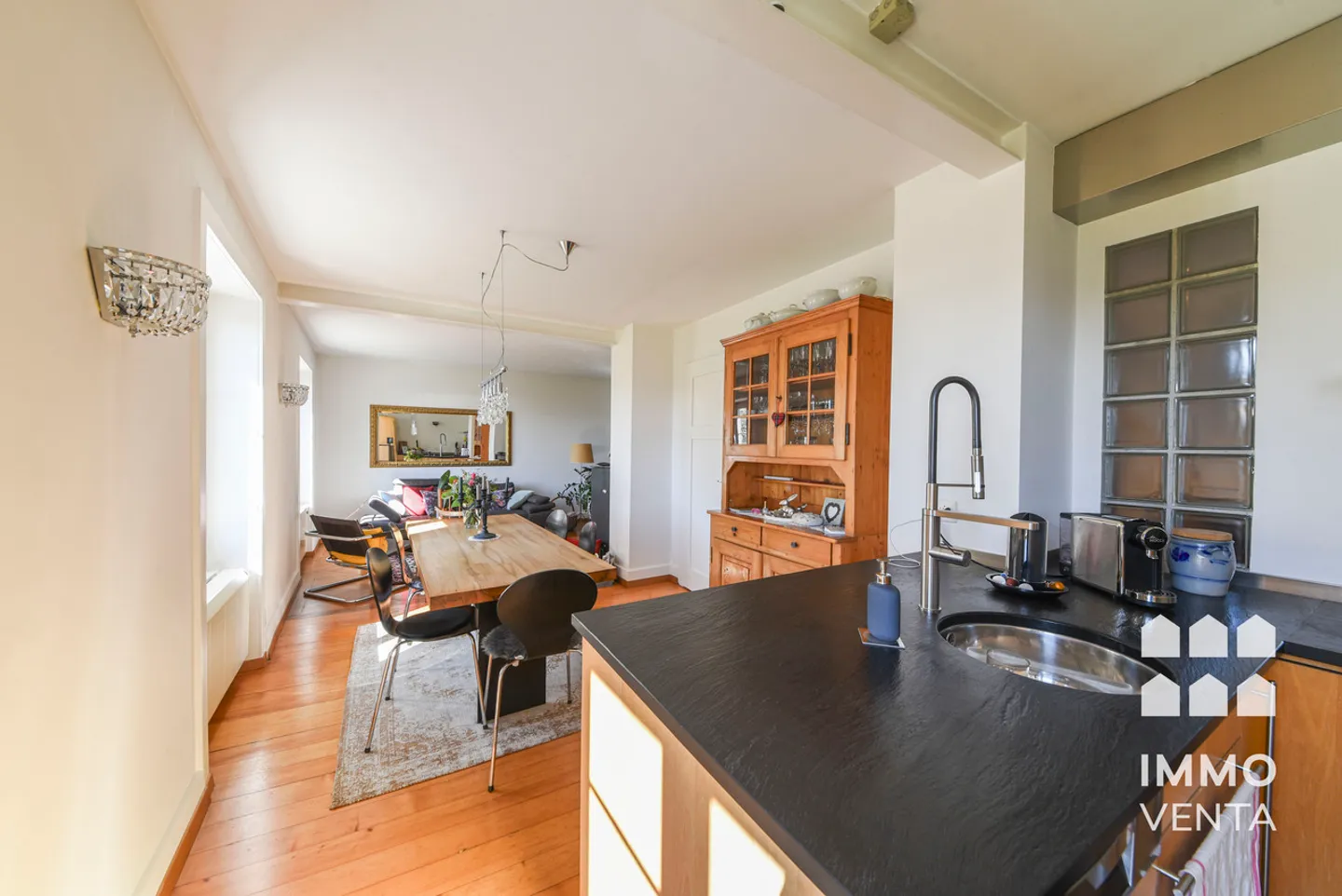 Single-family house in Ligerz with lake view and own vineyards - Photo 11 of 16