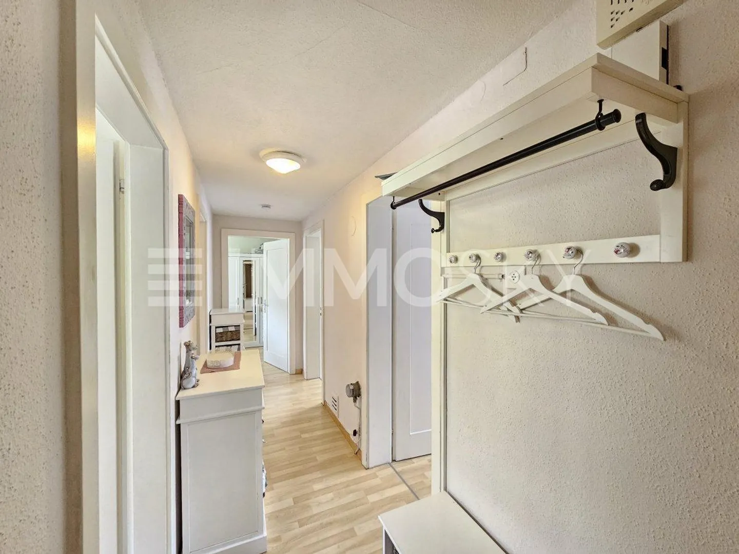 RESERVED! Alpine Charm in Prime Location - Photo 3 of 5