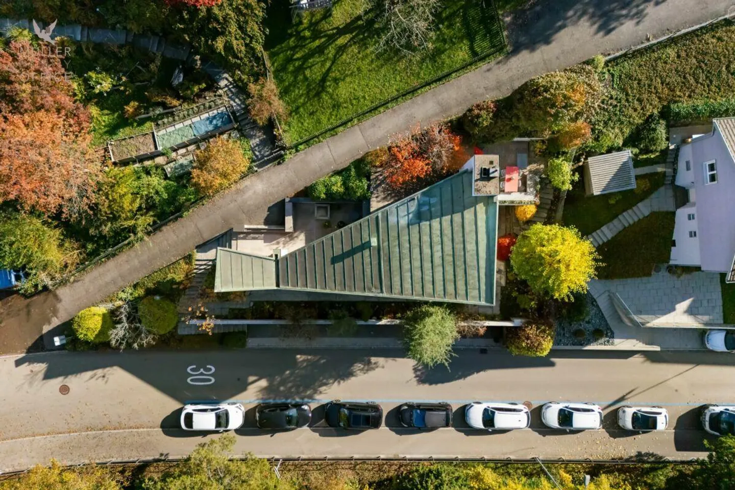 Timeless Residential Architecture in a Privileged View Location - Photo 3 of 13