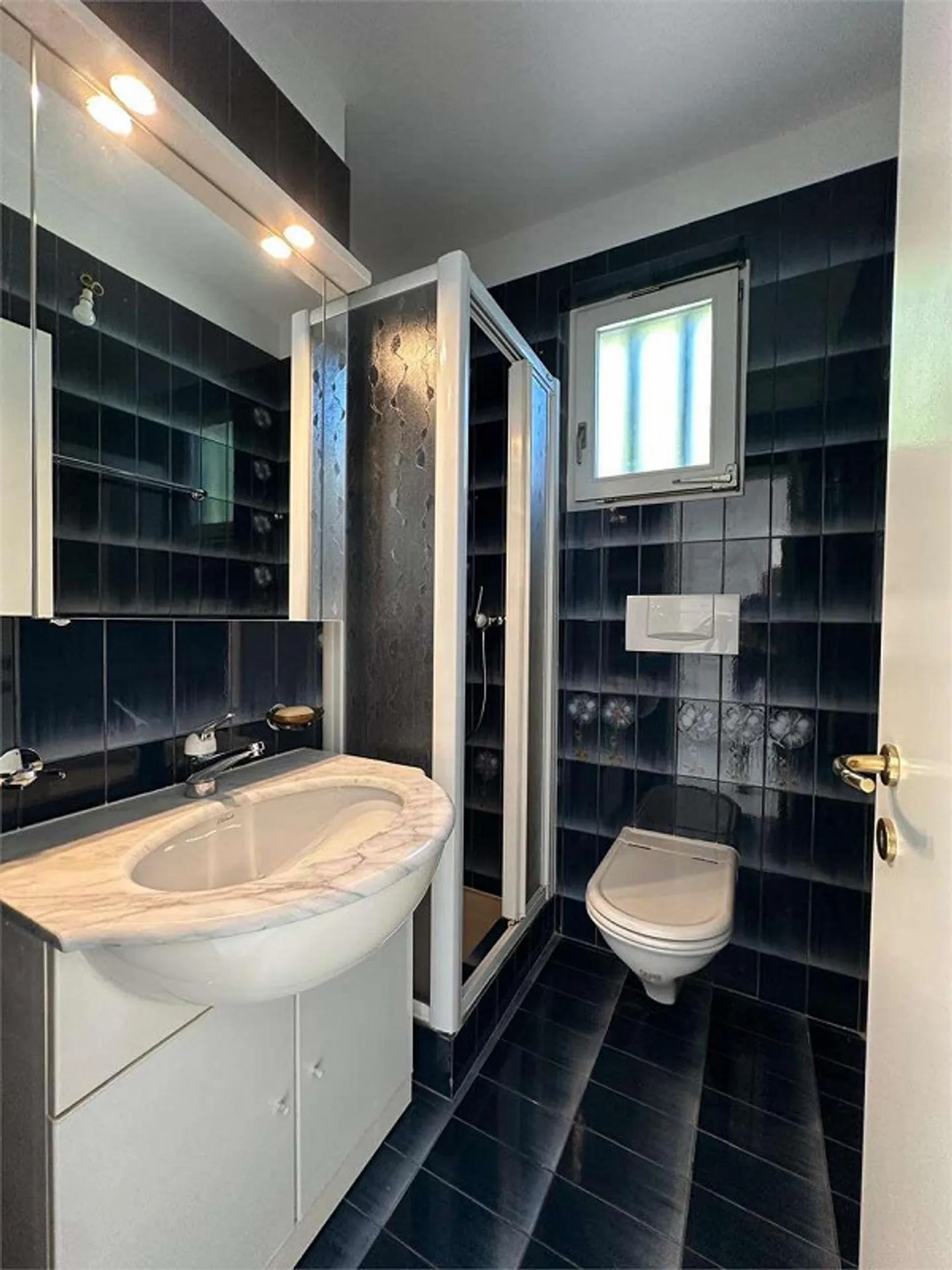 Casa a schiera affascinante con vista lago - Foto 10 di 12