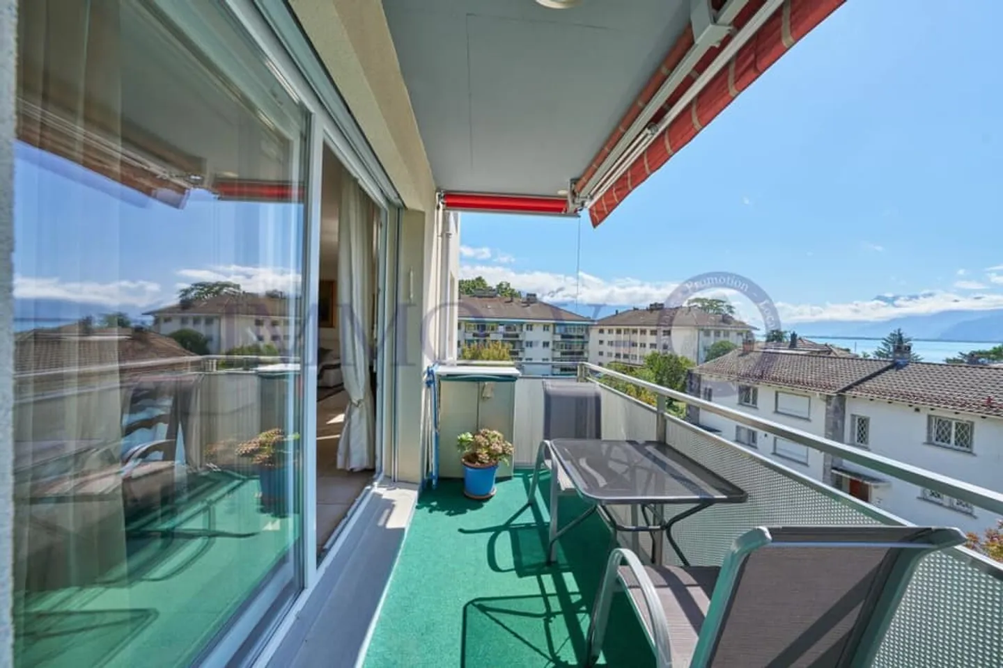 SPACIEUX ET LUMINEUX AVEC BALCON - Photo 1 sur 9