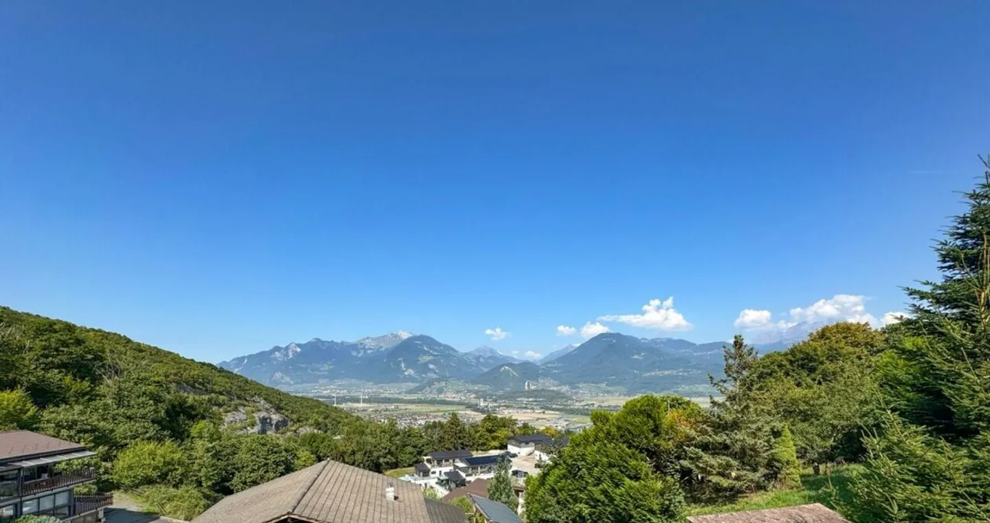 Casa di 5,5 stanze + uno studio con bella vista sulla pianura! - Foto 4 di 26