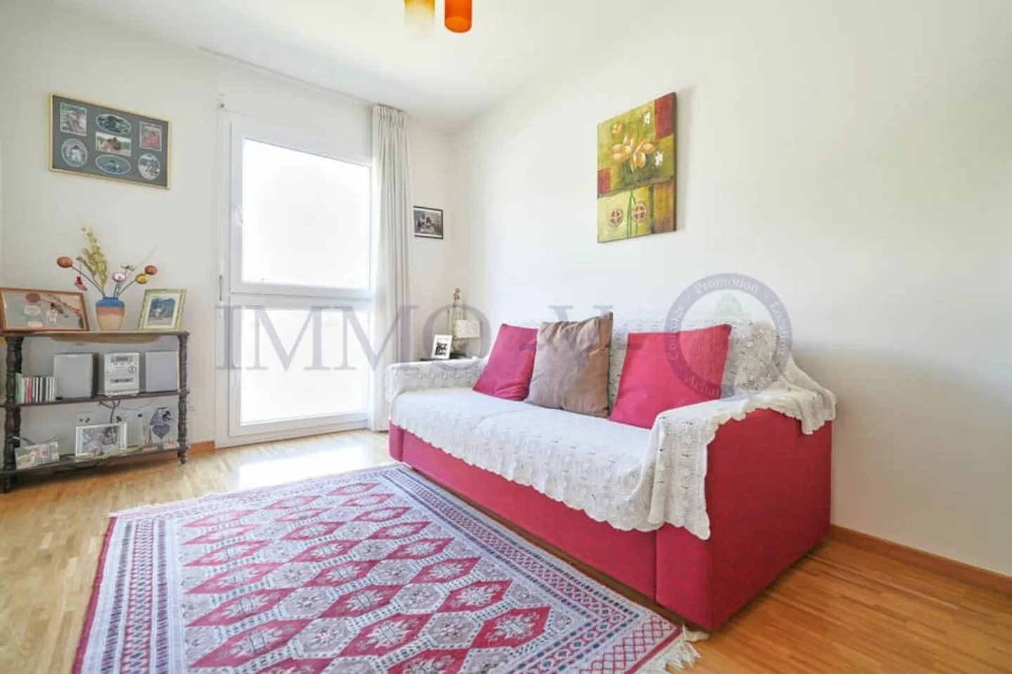 SPACIEUX ET LUMINEUX AVEC BALCON - Photo 8 sur 9