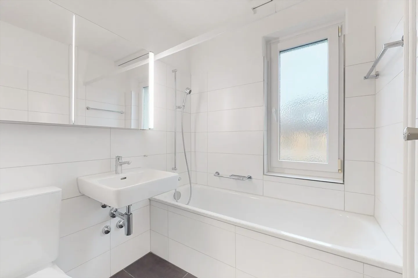 Appartamento spazioso e centrale in città! - Foto 10 di 11