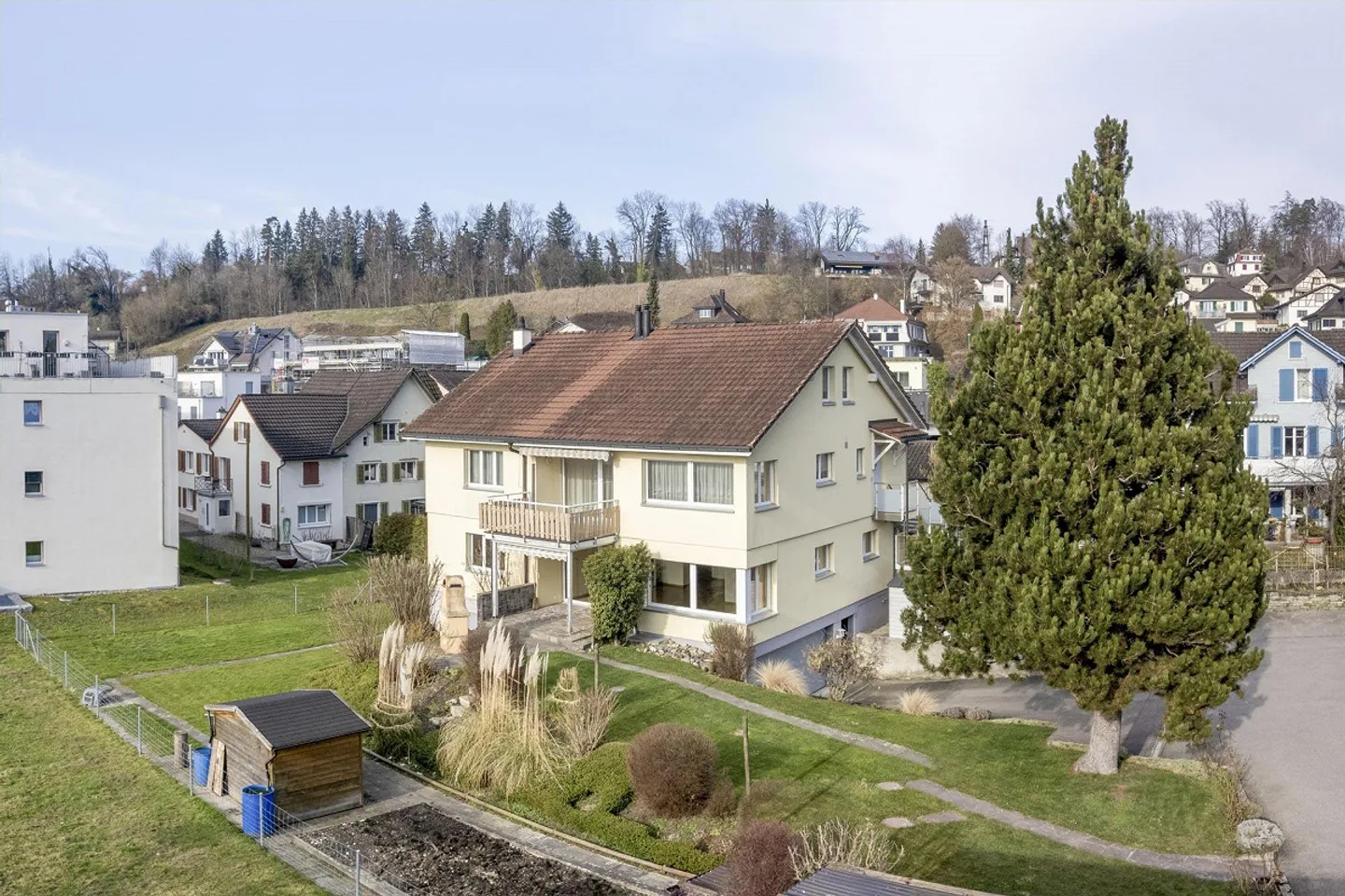 ZFH in a beautiful location - Photo 1 of 13