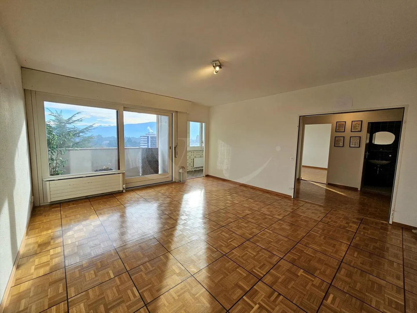 Appartamento affascinante in una residenza prestigiosa con vista panoramica mozzafiato - Foto 2 di 5