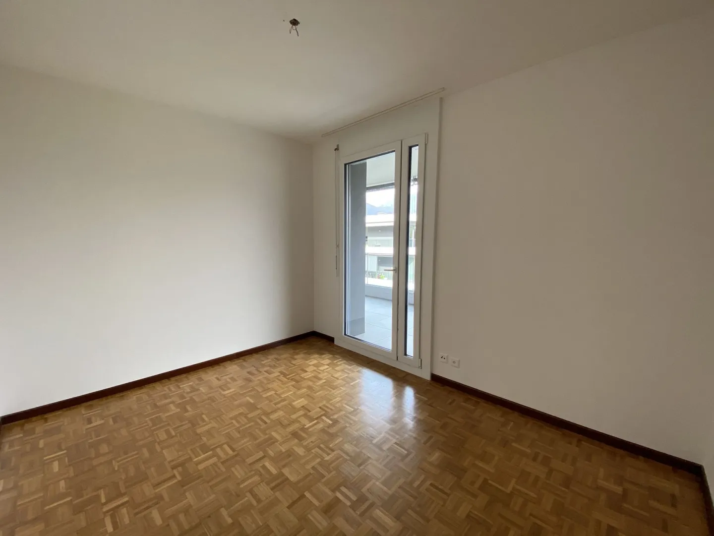 Appartamento 3,5 locali con grande balcone - Foto 7 di 8