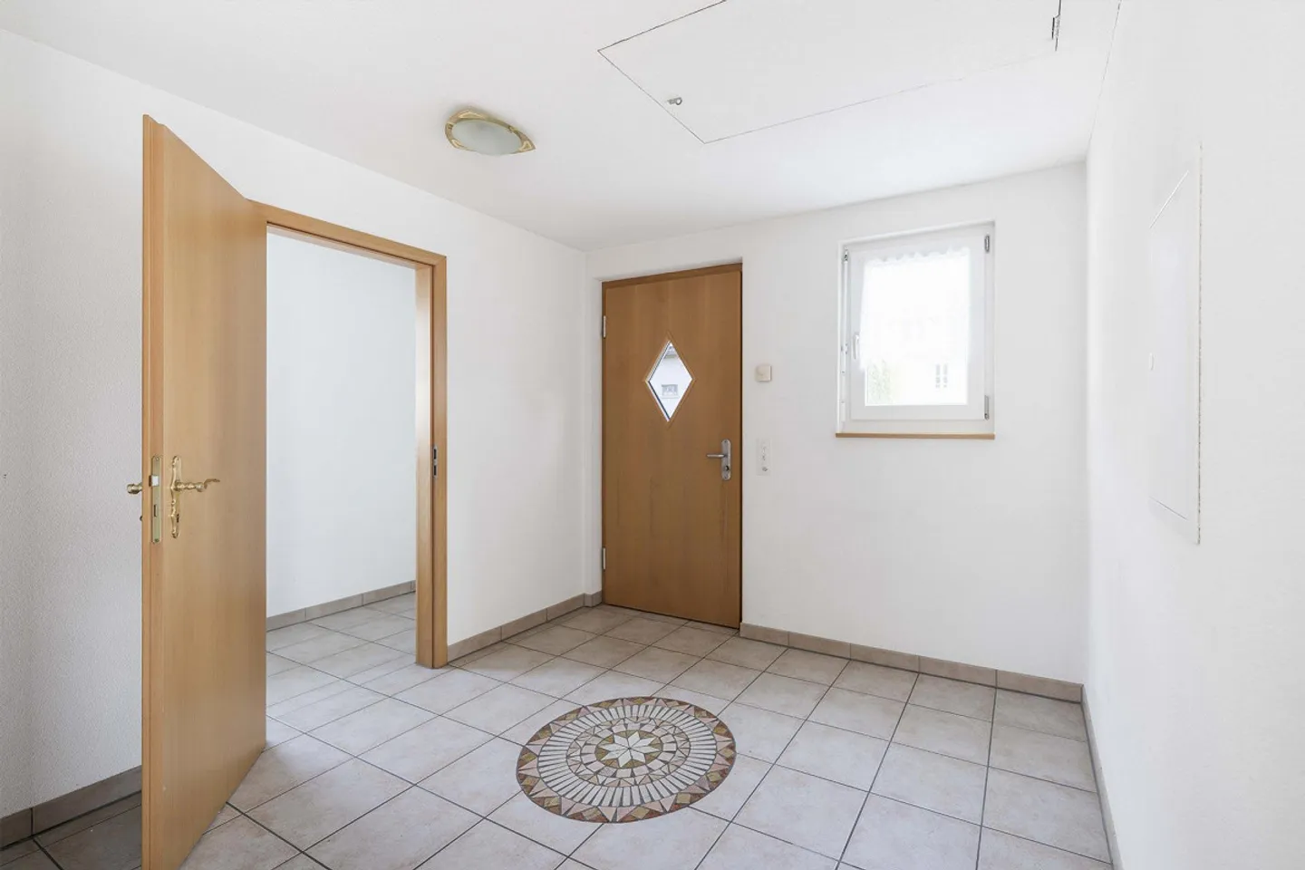 ZFH in a beautiful location - Photo 13 of 13