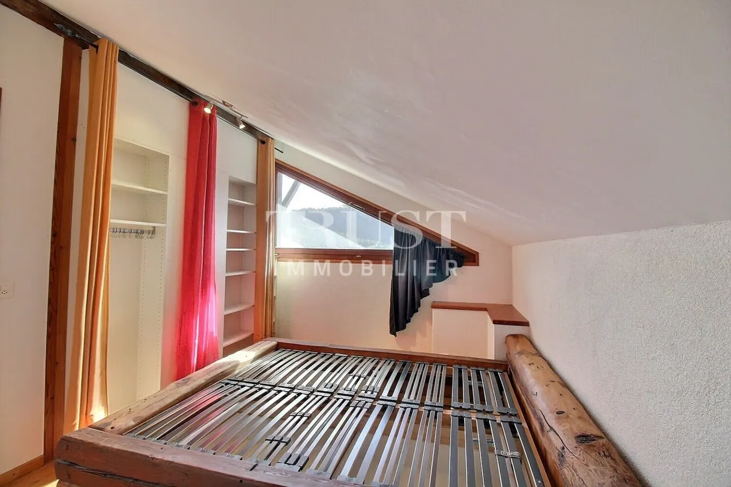 LUC / AYENT - WUNDERSCHÖNE RENOVIERTE SCHEUNE MIT DORFHAUS - Foto 6 von 13