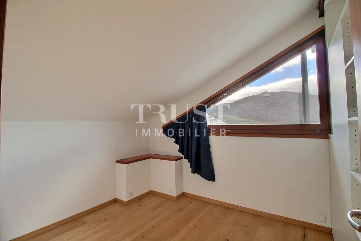 LUC / AYENT - WUNDERSCHÖNE RENOVIERTE SCHEUNE MIT DORFHAUS - Foto 7 von 13
