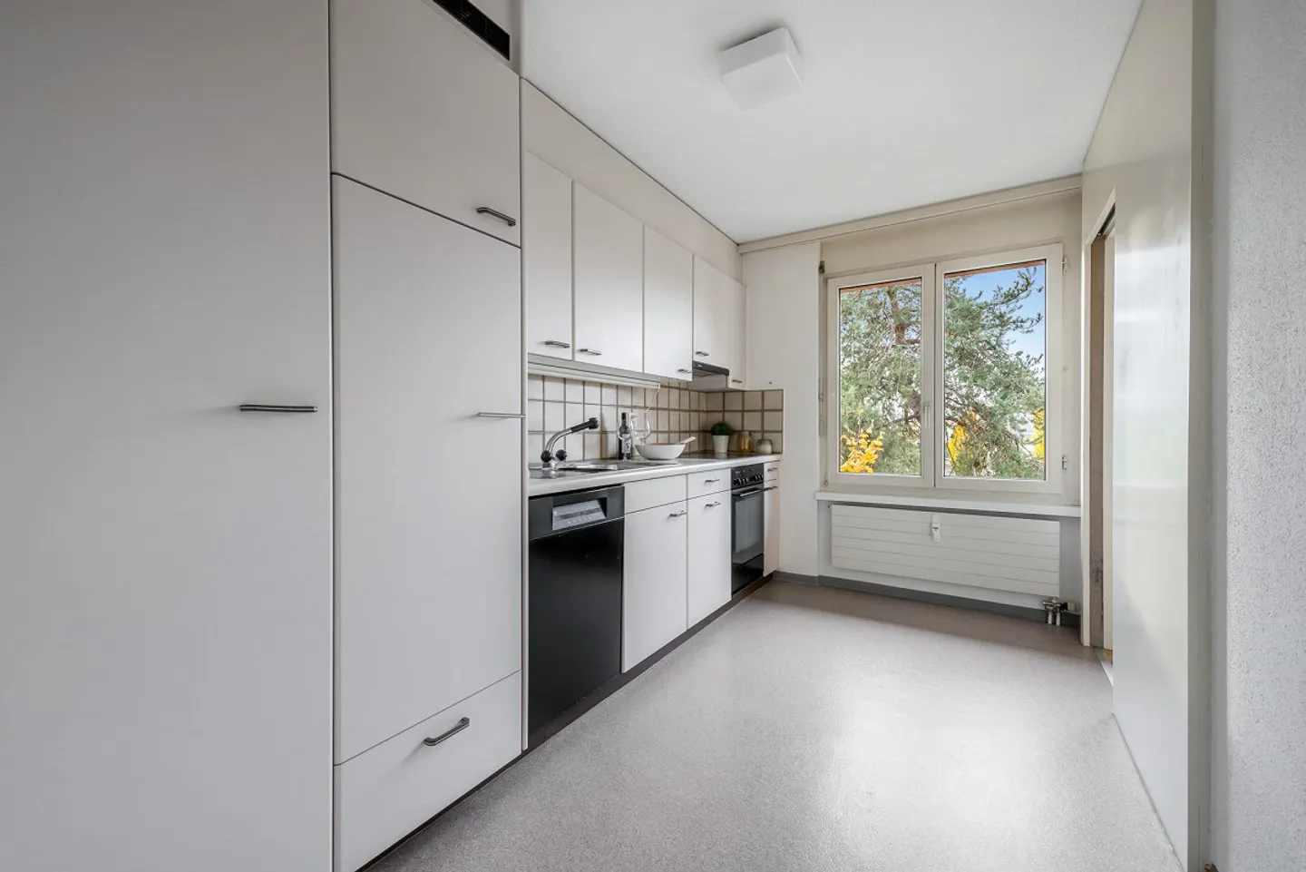 Appartement spacieux dans un développement adapté aux enfants - limité jusqu'à... - Photo 6 sur 9