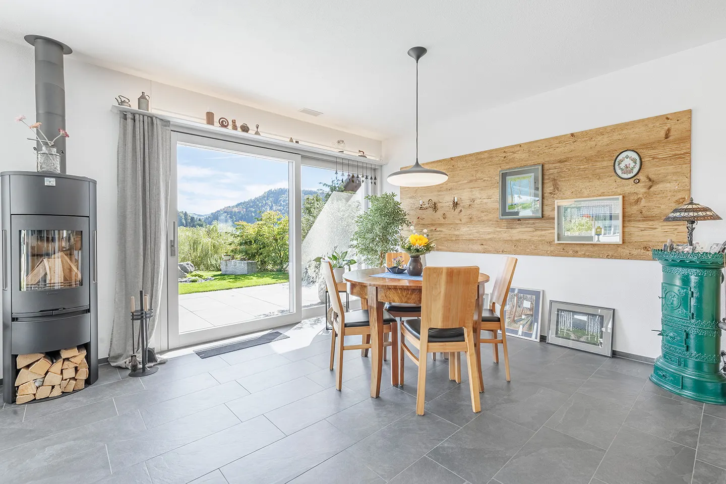 Sustainable Family Home in Nettenberg - Photo 4 of 10