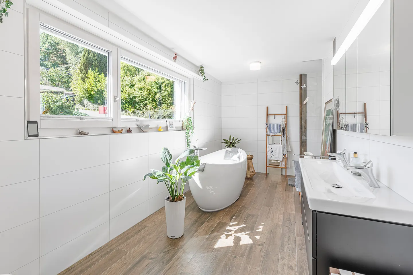 Sustainable Family Home in Nettenberg - Photo 7 of 10