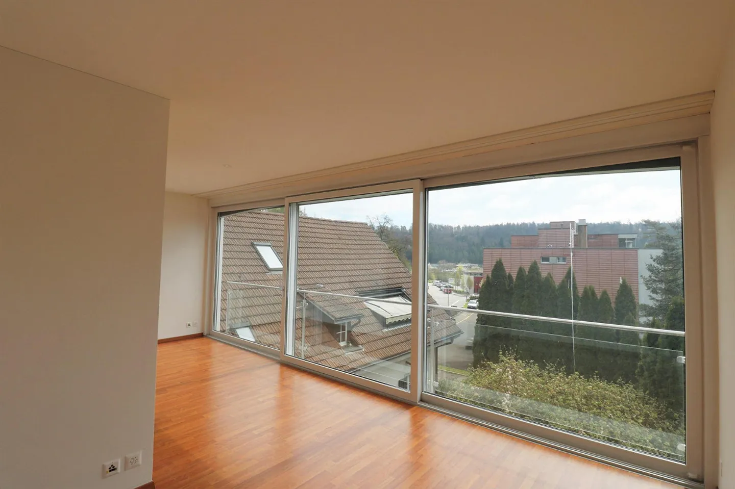 Geräumiger 4.5-Zimmer-Hausteil - Foto 4 von 13