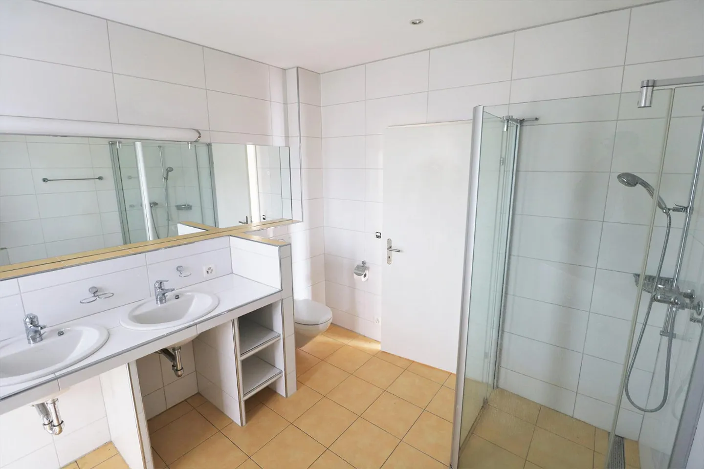 Geräumiger 4.5-Zimmer-Hausteil - Foto 10 von 13