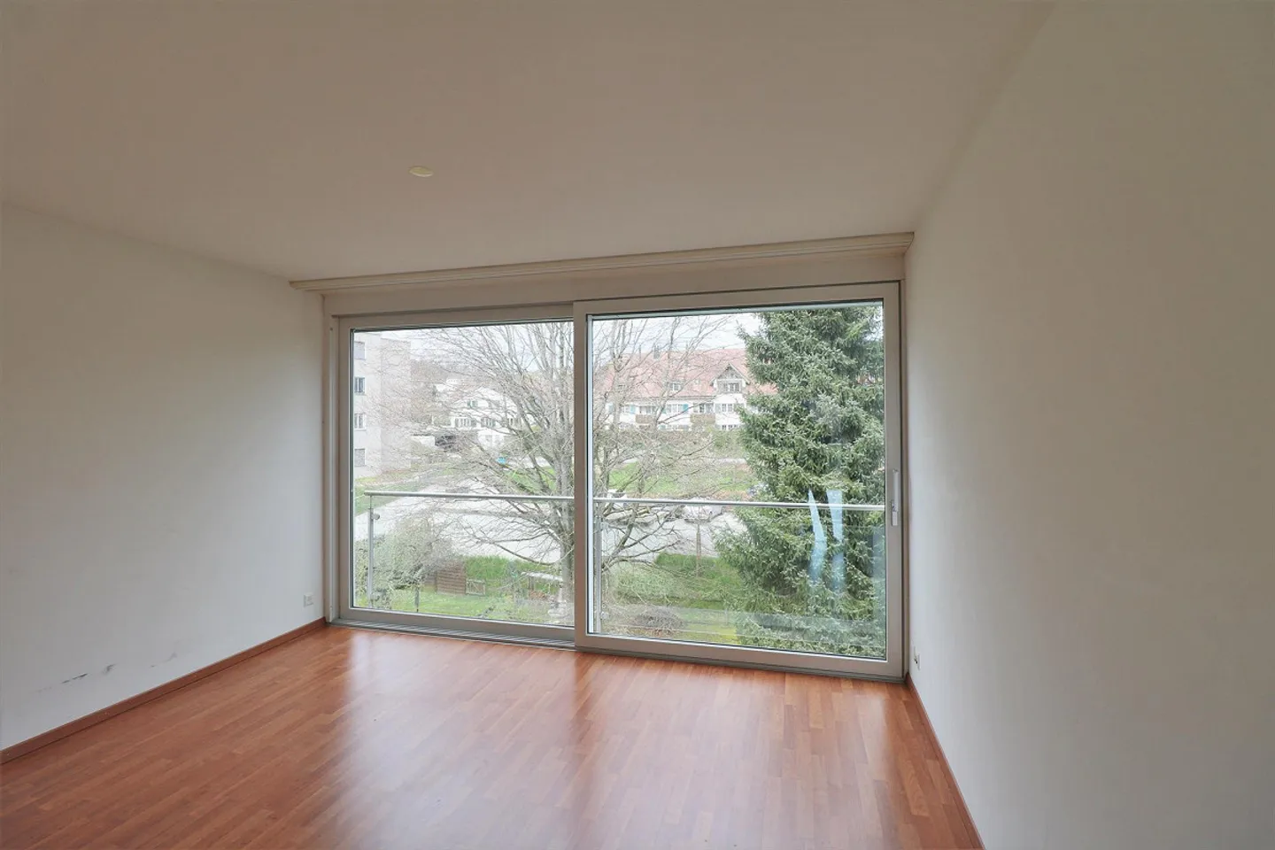 Geräumiger 4.5-Zimmer-Hausteil - Foto 8 von 13