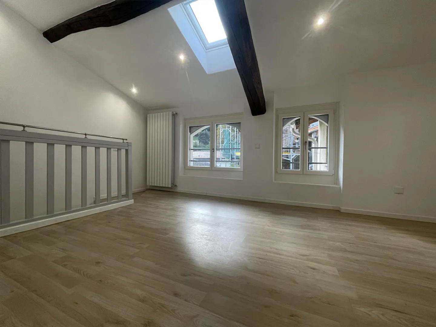 SPLENDID LITTLE HOUSE IN NUCLEO 3.5 COMPLETELY RENOVATED - Photo 6 of 13