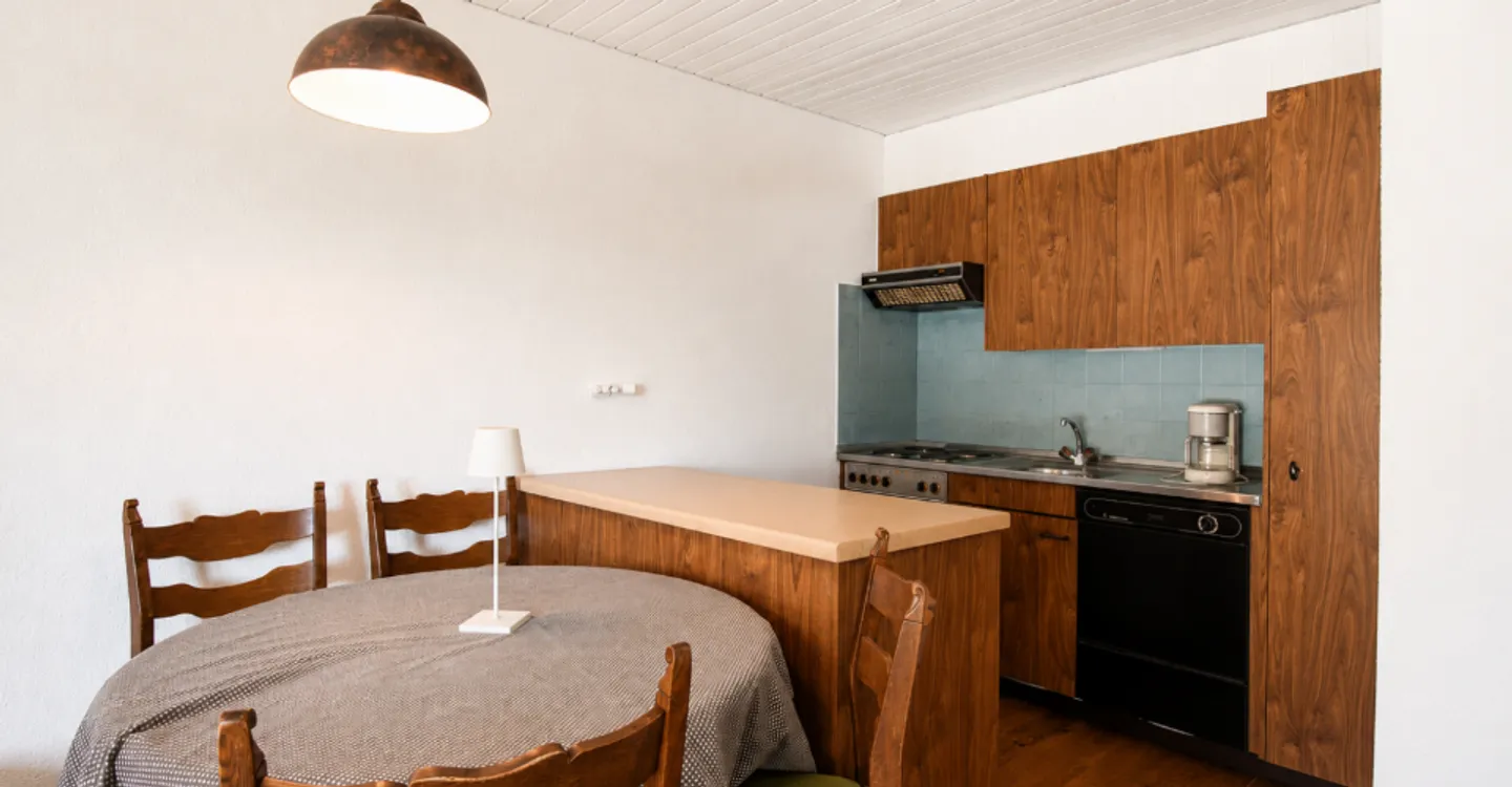 Charming Studio Near Ski Lifts - Photo 5 of 9