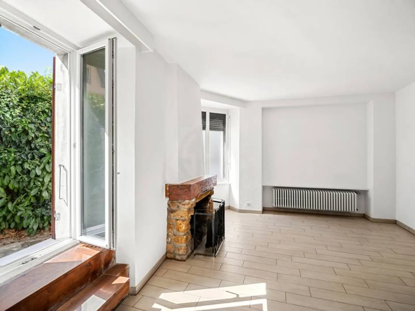 Charmantes Studio mit Terrasse - Foto 1 von 8
