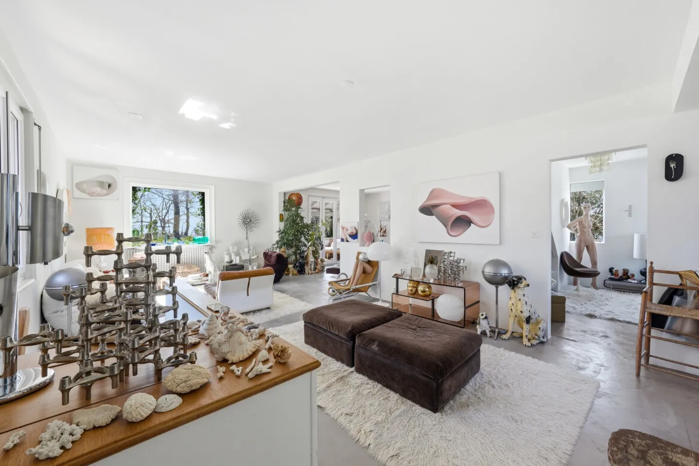 EXCLUSIVE - Elegant renovated villa in a peaceful living environment - Photo 7 of 13