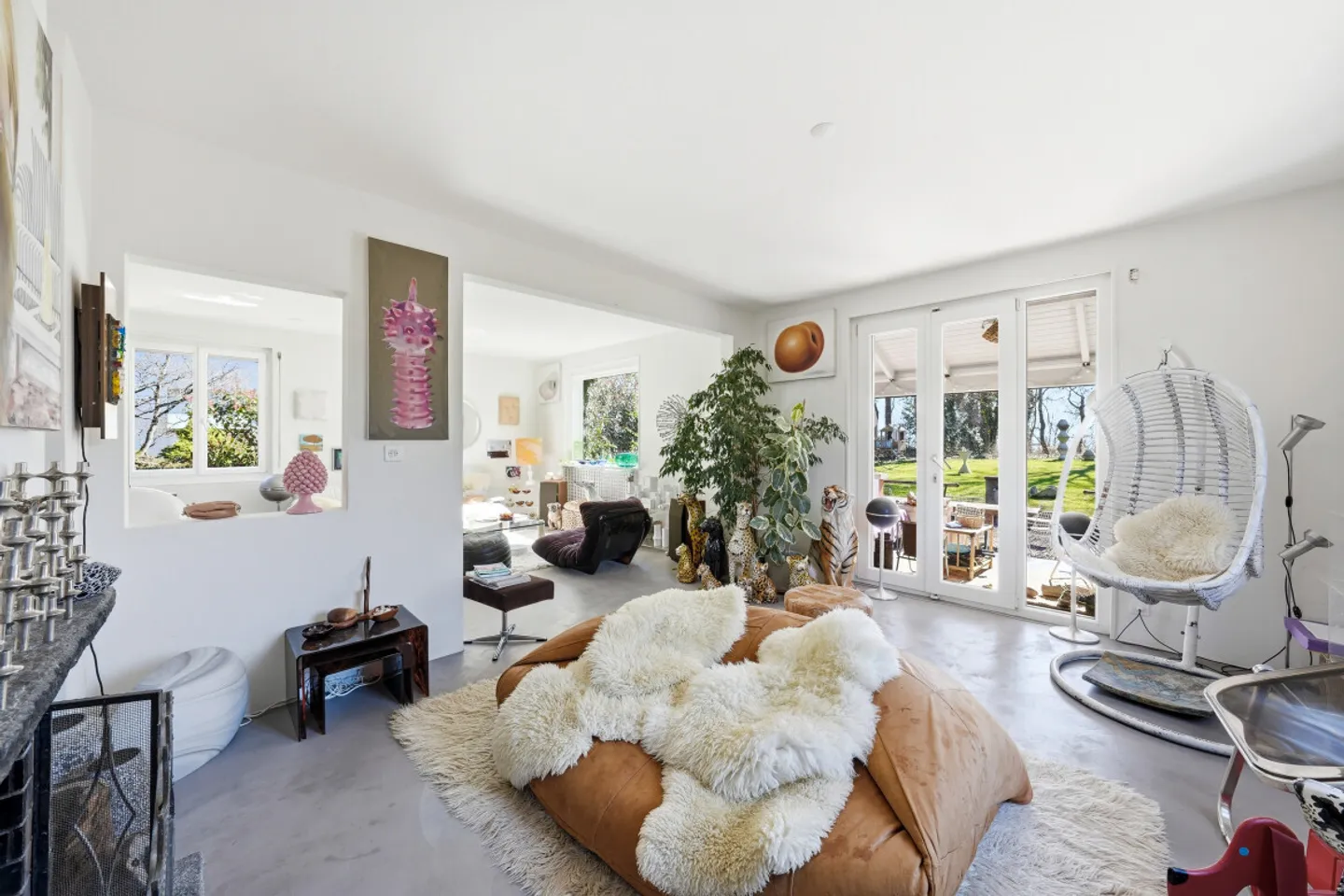 EXCLUSIVE - Elegant renovated villa in a peaceful living environment - Photo 9 of 13