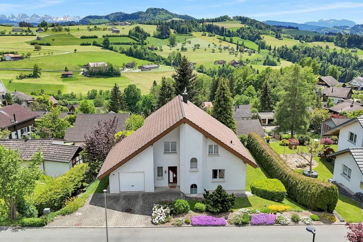 Il tuo rifugio: Vivere con vista, spazio per vivere, pace da godere - sentirsi bene a tutti i livelli. - Foto 2 di 26