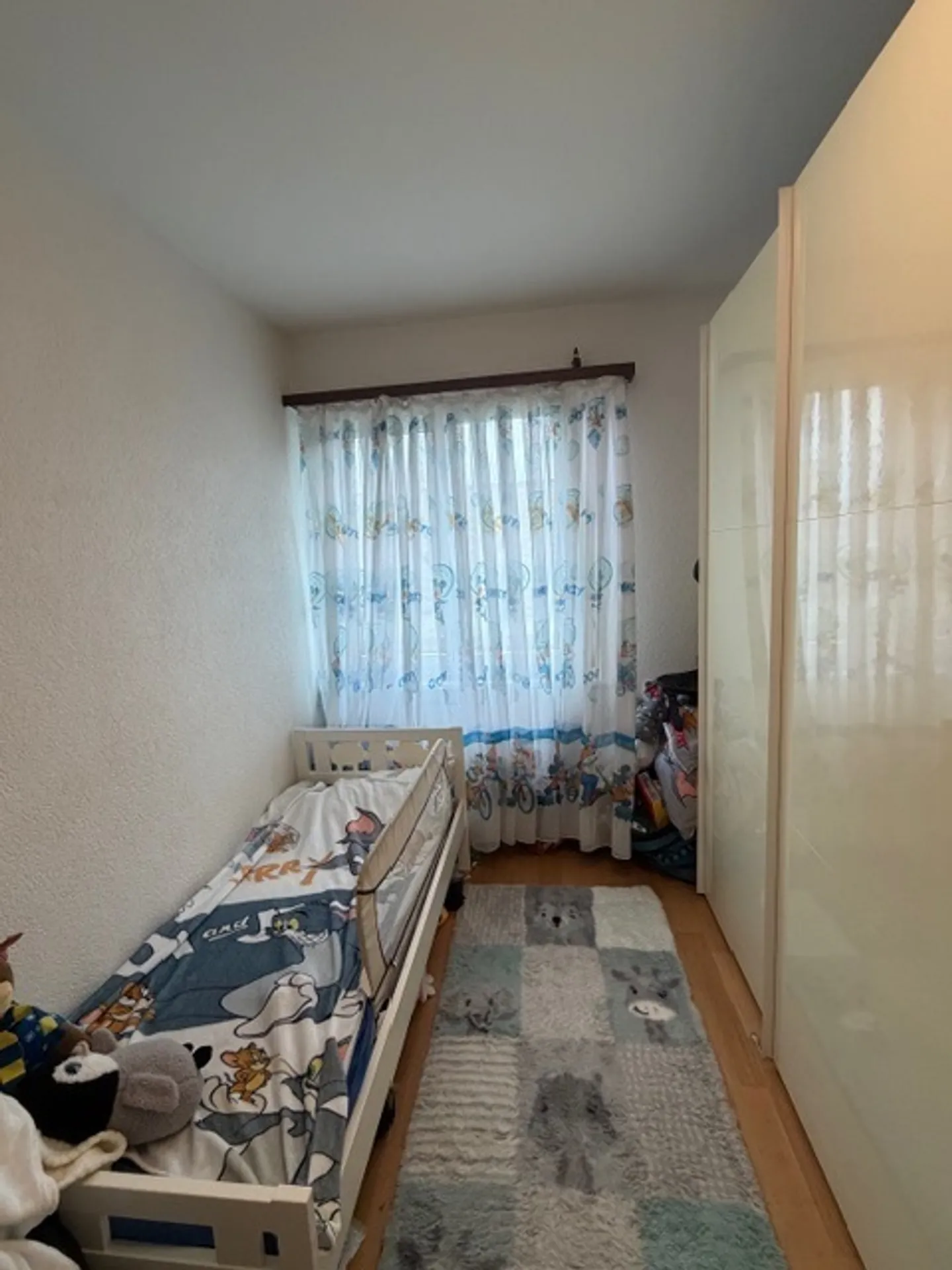 Appartamento con 4 Camere - Luminoso - Foto 5 di 7