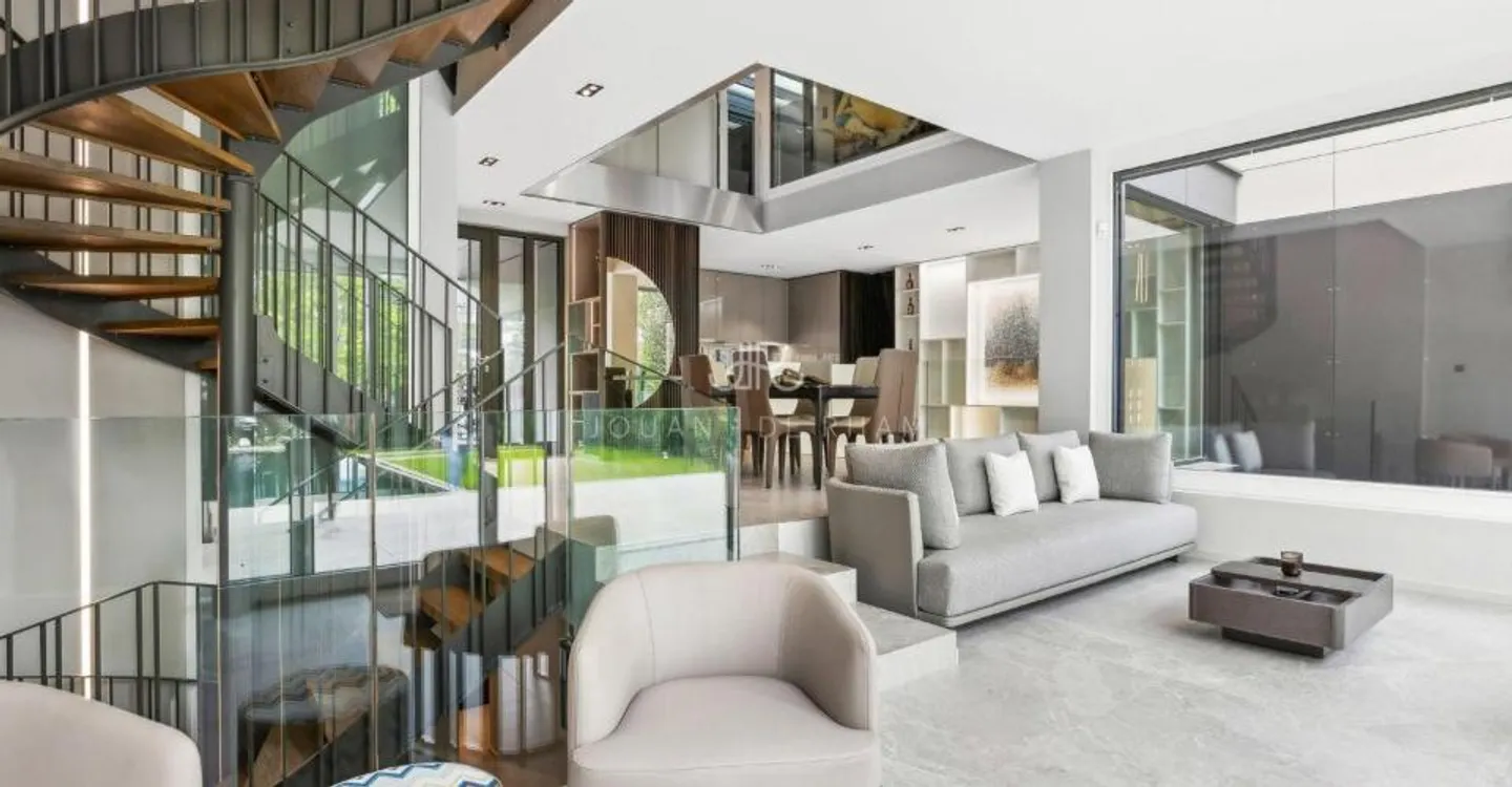 Villa contemporaine avec piscine - Photo 1 sur 3