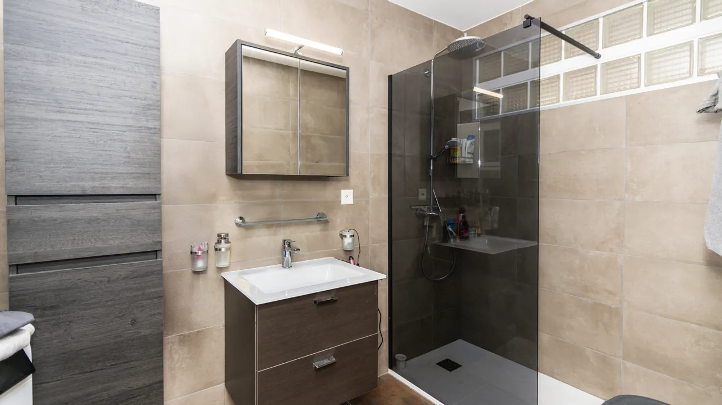 À vendre appartement duplex de 4,5 pièces avec charme à Plan-Conthey - Photo 5 sur 8