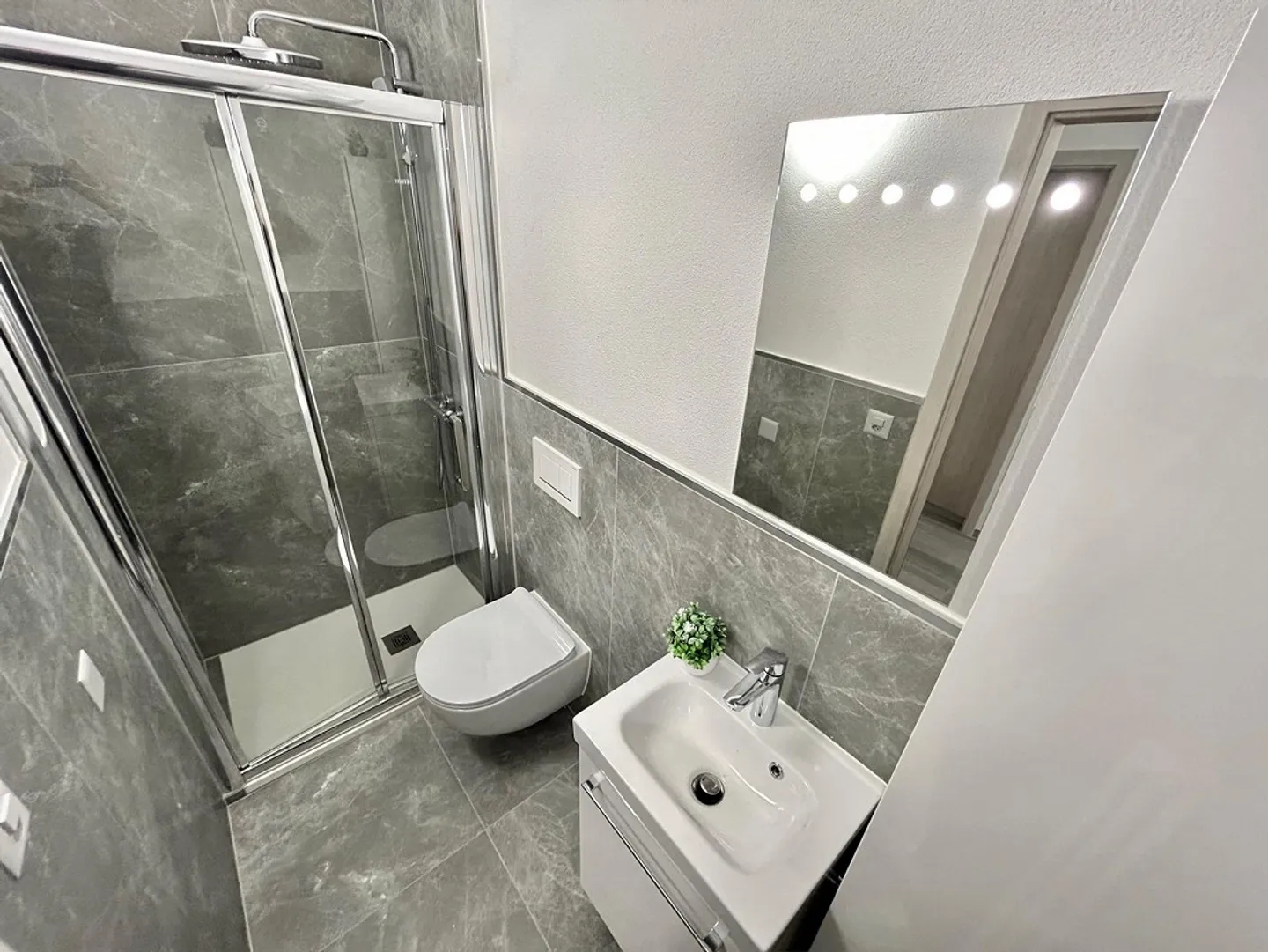 Appartamento elegante a Locarno - Foto 8 di 12