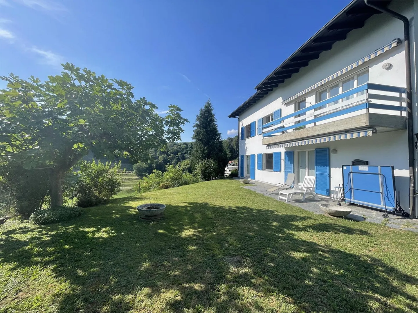 SCHÖNES PANORAMISCHES HAUS 5.5 MIT DOPPELPARKPLATZ - Foto 2 von 13