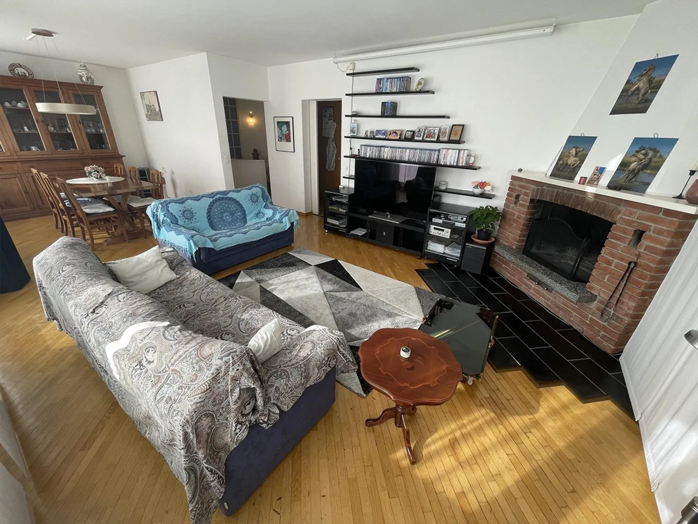 SCHÖNES PANORAMISCHES HAUS 5.5 MIT DOPPELPARKPLATZ - Foto 10 von 13