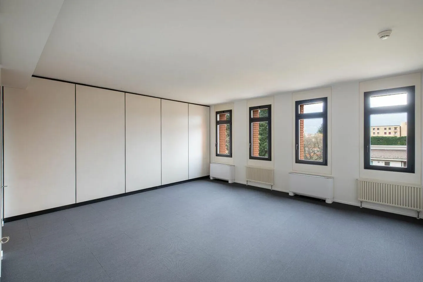 Büros verschiedener Größe, teilbar, in funktionaler und prestigeträchtiger Lage - Foto 13 von 18